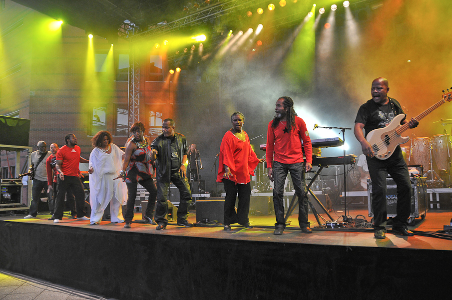 Fete de la Musique Evry 2009 - Kassav 336.jpg